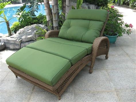 extra large outdoor chaise lounge.